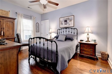 Welcome to 4211 Berry Square, tucked away on a quiet street in - photo 31