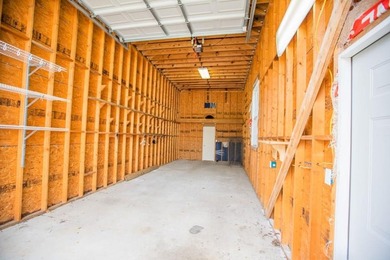 Are you looking for space, an amazing price and convenience to - photo 31