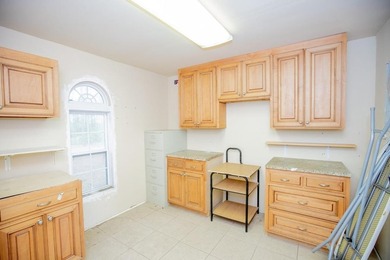 Are you looking for space, an amazing price and convenience to - photo 32
