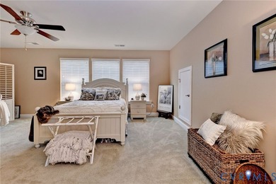 Welcome to 4211 Berry Square, tucked away on a quiet street in - photo 38