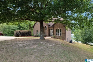 Lake Home For Sale in Chelsea, Alabama