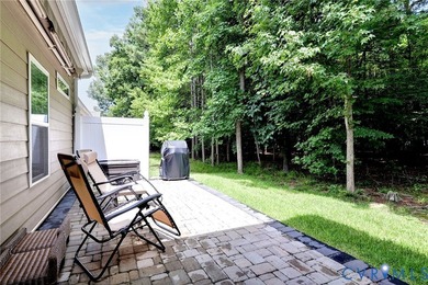 Welcome to 4211 Berry Square, tucked away on a quiet street in - photo 41