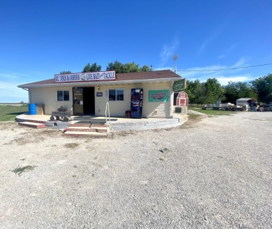 Clinton Lake Commercial For Sale in Dewitt Illinois
