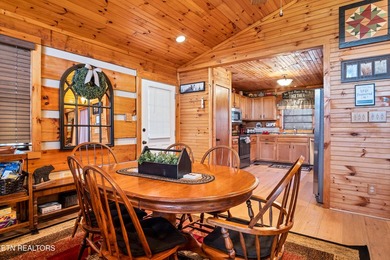 Fully furnished charming cabin in Laurel Valley. Cabin has been - photo 13