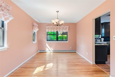 Beautiful 3 bedroom 2.5 bath home in East Moriches. 2200 sq feet - photo 14