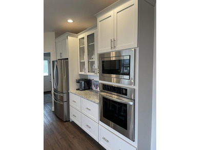PRICE IMPROVEMENT! A sudden job transfer makes this stunning - photo 15