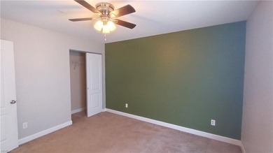 Spacious four-bedroom traditional home in the New Port at - photo 31