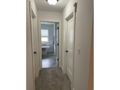 PRICE IMPROVEMENT! A sudden job transfer makes this stunning - photo 33