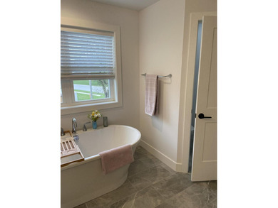 PRICE IMPROVEMENT! A sudden job transfer makes this stunning - photo 35