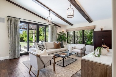 Situated on an oversized corner lot in the heart of lower Lunada - photo 7