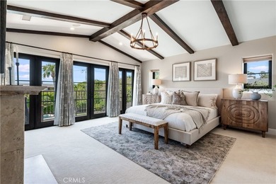 Situated on an oversized corner lot in the heart of lower Lunada - photo 9