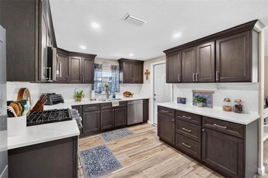 Under contract-accepting backup offers. SELLERS are relocating - photo 6