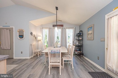 Beautifully maintained and move-in ready home located in the - photo 12