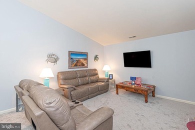 Beautifully maintained and move-in ready home located in the - photo 15