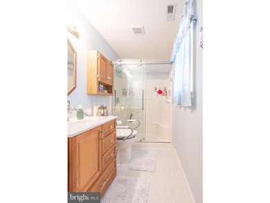 Beautifully maintained and move-in ready home located in the - photo 21