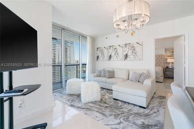 Experience luxury living at Icon Brickell Tower I. This bright - photo 32