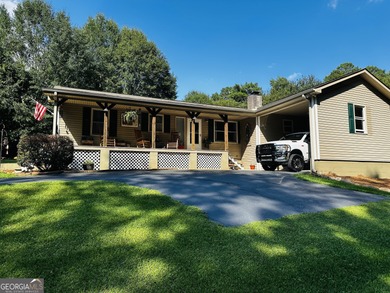 (private lake, pond, creek) Home For Sale in Demorest Georgia