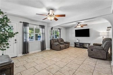 Great home located in the heart of Slidell. Lots of bonus space - photo 3