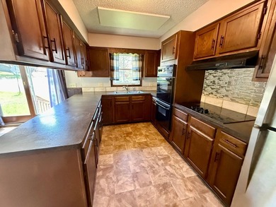 Rare duplex opportunity in Buffalo! Well-maintained and updated - photo 3