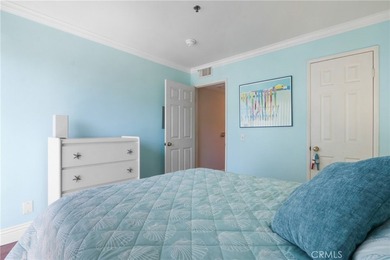 Showcasing an exceptional layout, open-concept design, and - photo 15