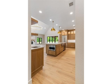 Experience luxury lake living in this stunning new construction - photo 15