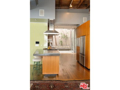 A rare opportunity to own a piece of Venice history, 122 Mildred - photo 18