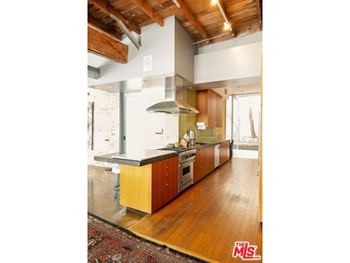 A rare opportunity to own a piece of Venice history, 122 Mildred - photo 19