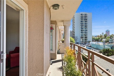 Showcasing an exceptional layout, open-concept design, and - photo 19