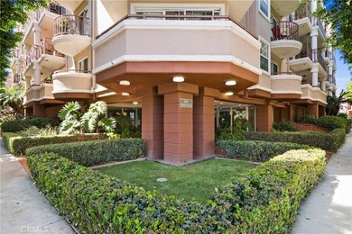 Showcasing an exceptional layout, open-concept design, and - photo 24