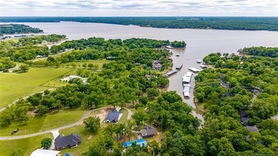 Experience luxury lake living in this stunning new construction - photo 27