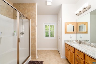 Rare opportunity to have multi generational home or room for - photo 30