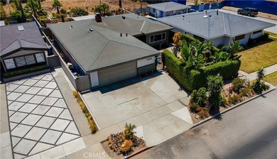 Fully turnkey and thoughtfully reimagined, this 4-bedroom - photo 1