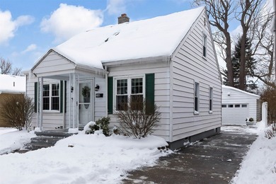 Lake Erie Home Sale Pending in Erie Pennsylvania