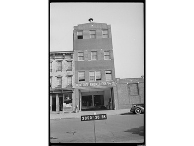 Historical industrial building that has favorable zoning to - photo 4