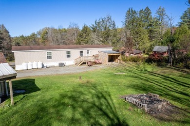 *PROPERTY IN CONTRACT BUT PROSPECTIVE BUYERS MAY SUBMIT BACKUP - photo 4