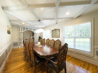 Beautiful 3,256 sq ft custom brick home located in a highly - photo 19