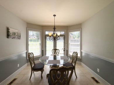 Beautiful 3,256 sq ft custom brick home located in a highly - photo 23