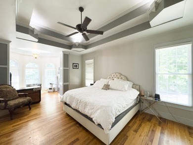 Beautiful 3,256 sq ft custom brick home located in a highly - photo 26