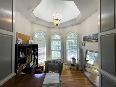 Beautiful 3,256 sq ft custom brick home located in a highly - photo 28