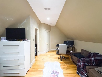Beautiful 3,256 sq ft custom brick home located in a highly - photo 42