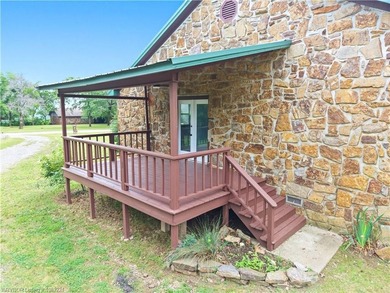 Wake up to beautiful views of Lake Tenkiller from the comfort of - photo 9