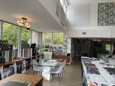 Prime opportunity in the heart of the Biscayne Boulevard - photo 9