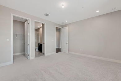 Lakefront luxury in this 5-bed single-family home in Avenir, new - photo 60