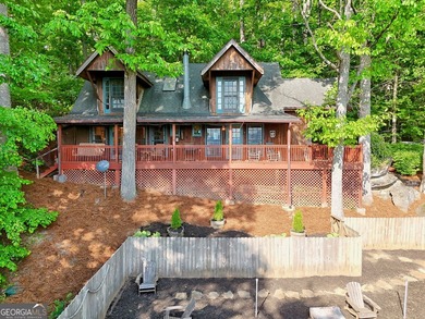 The Ultimate High-Elevation Retreat: Perched high above the - photo 12