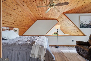 The Ultimate High-Elevation Retreat: Perched high above the - photo 26