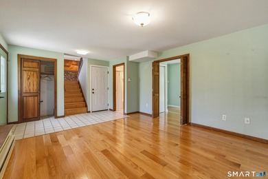 Welcome to 82 Lake Garda Drive, a beautifully maintained - photo 10