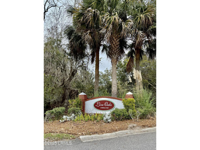 Build your dream home on this beautiful wooded lot on the marsh - photo 2