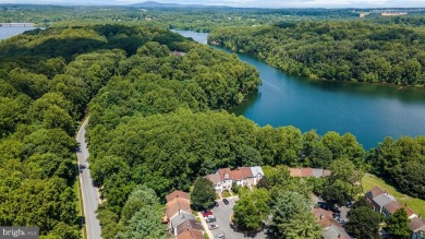 Lake Condo Sale Pending in Germantown, Maryland