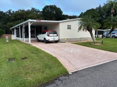 Lake Mariana Home For Sale in Lake Alfred Florida