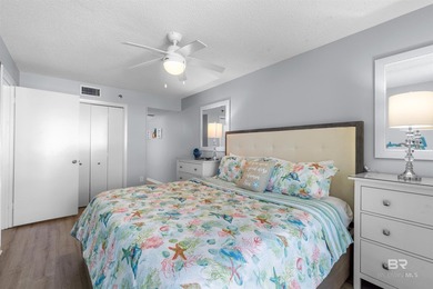 This beautifully updated 7th-floor 2 bedroom, 2 bath condo at - photo 12